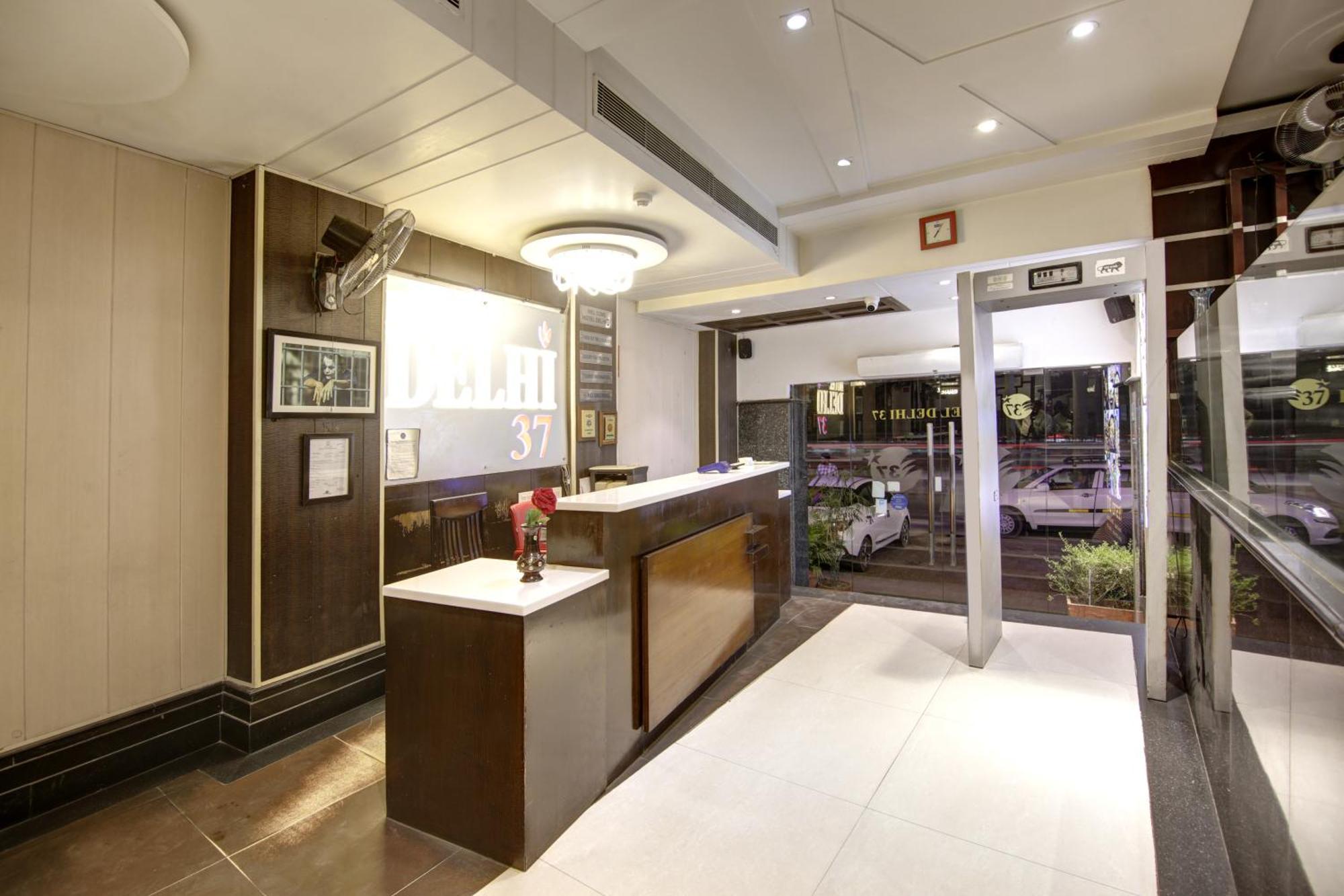 Hotel Delhi 37 By Star Group Near Delhi Airport Neu-Delhi Exterior foto