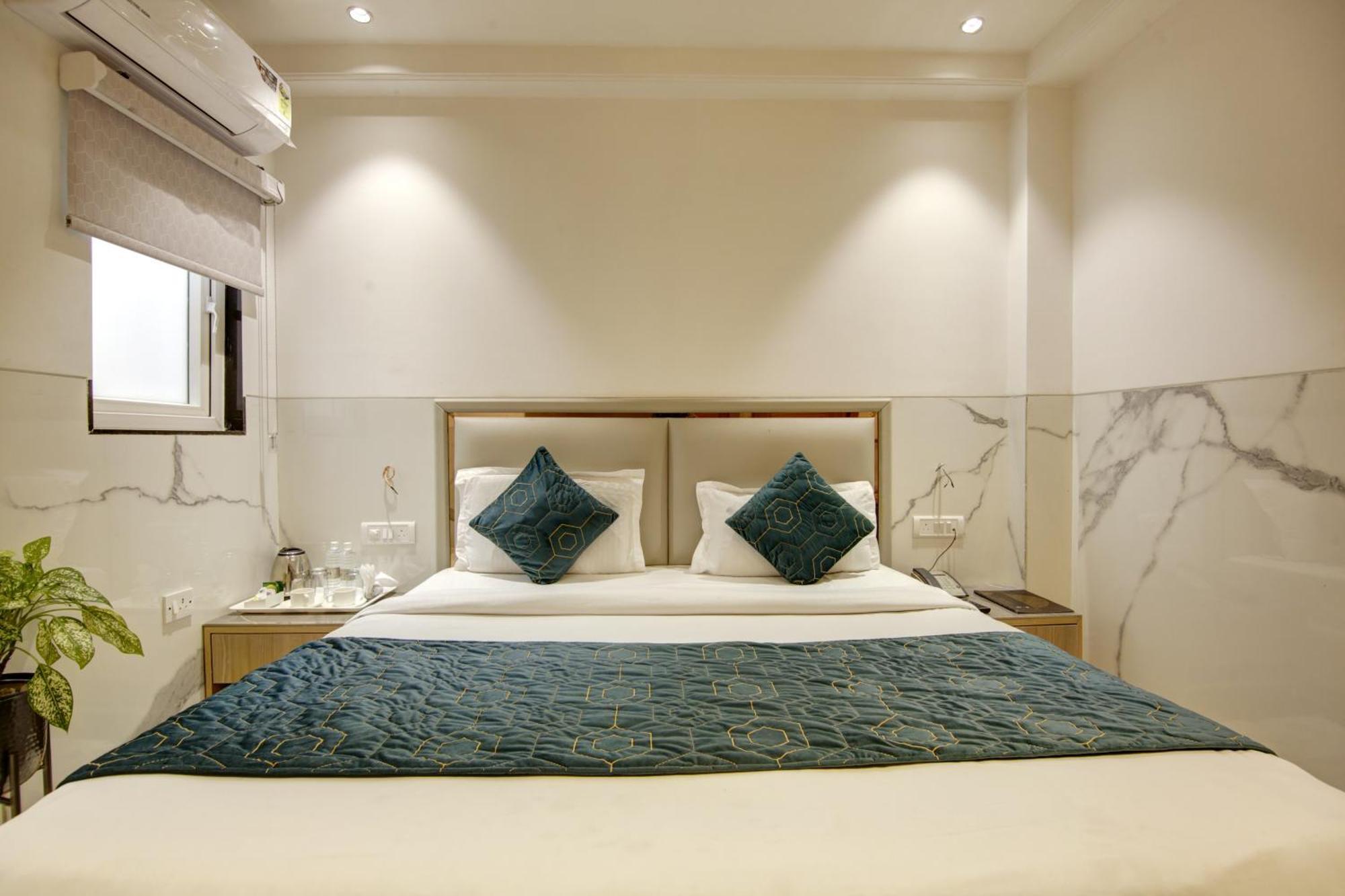 Hotel Delhi 37 By Star Group Near Delhi Airport Neu-Delhi Exterior foto